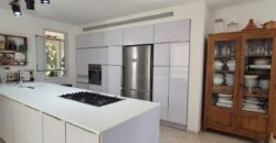 A charming Semi-Detached Home in Caesarea, IL A charming Semi-Detached Home in Caesarea, IL