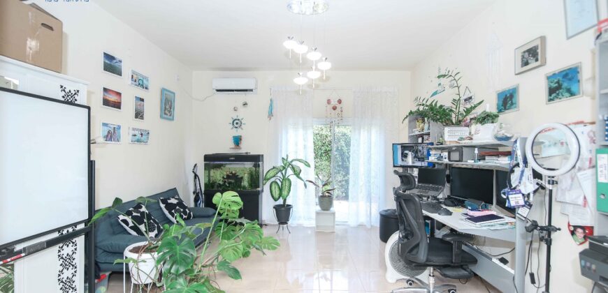 ✨ New on the Market – Renovated Semi-Detached House for Sale in Pardes Hanna – one of the safest areas in Israel✨