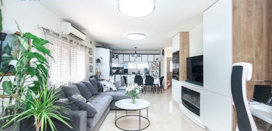 ✨ New on the Market – Renovated Semi-Detached House for Sale in Pardes Hanna – one of the safest areas in Israel✨