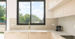 ✨ Luxurious Semi-Detached Home in Pardes Chana!