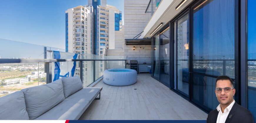 One of the most beautiful mini‑penthouses in Yam Netanya