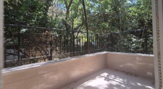 Spacious and Bright 4-Room Apartment in Old Arnona Spacious and Bright 4-Room Apartment in Old Arnona