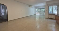 Spacious and Bright 4-Room Apartment in Old Arnona Spacious and Bright 4-Room Apartment in Old Arnona