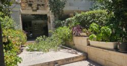 Spacious and Bright 4-Room Apartment in Old Arnona Spacious and Bright 4-Room Apartment in Old Arnona