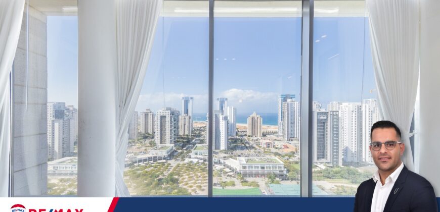 One of the most beautiful mini‑penthouses in Yam Netanya