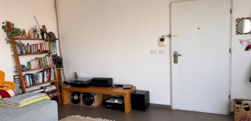 Elegant 4-Bedroom Apartment for Sale in Jaffa – Modern Building with Parking & Sea Glimpse Elegant 4-Bedroom Apartment for Sale in Jaffa – Modern Building with Parking & Sea Glimpse