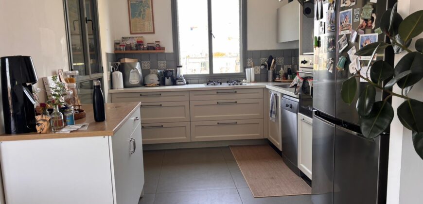 Elegant 4-Bedroom Apartment for Sale in Jaffa – Modern Building with Parking & Sea Glimpse Elegant 4-Bedroom Apartment for Sale in Jaffa – Modern Building with Parking & Sea Glimpse