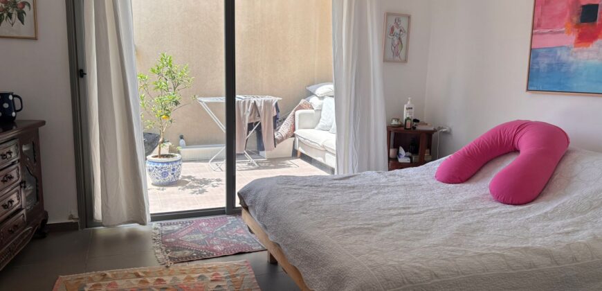 Elegant 4-Bedroom Apartment for Sale in Jaffa – Modern Building with Parking & Sea Glimpse Elegant 4-Bedroom Apartment for Sale in Jaffa – Modern Building with Parking & Sea Glimpse