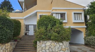 5 Bedroom Private House Large Garden Views
