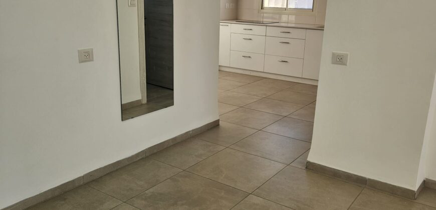 For Rent 3 Room Apartment Kfar Vradim Galil