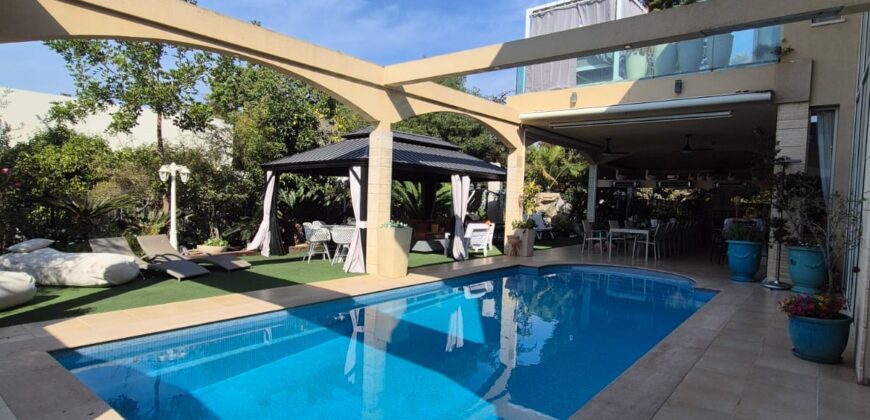 🏡 For Rent in Caesarea, Israel – A Fully Furnished Luxury Villa That Feels Like a Private Resort🌴