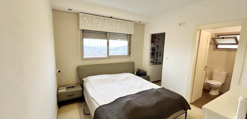 4 Bedrooms Apartment for Sale