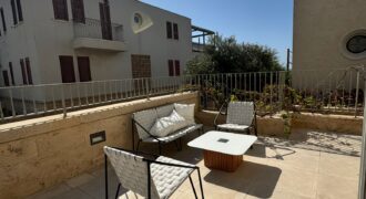 165sqm Apartment – 130sqm Garden With Pool