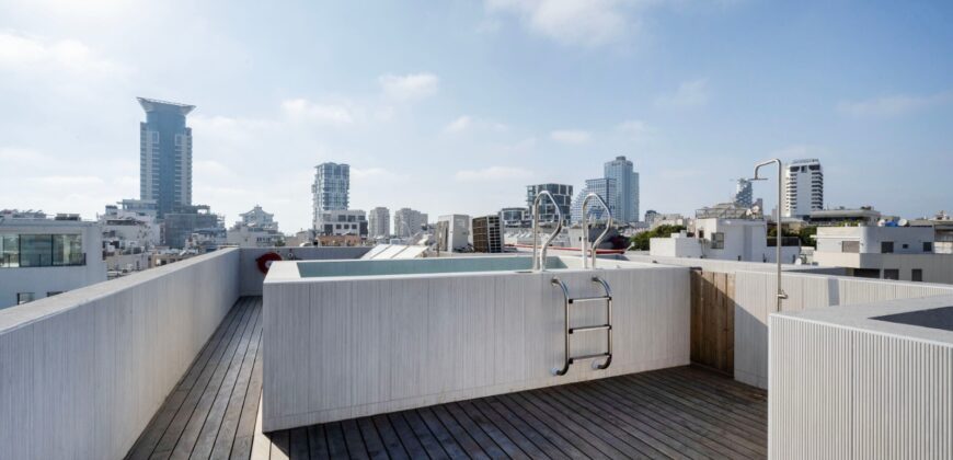 Luxurious 174sqm Duplex Penthouse – Tel Aviv
