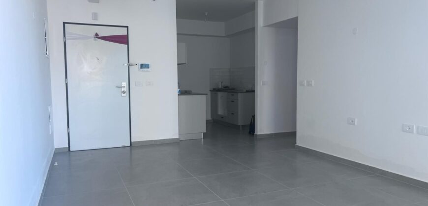 19th floor in Tel Aviv With Balcony