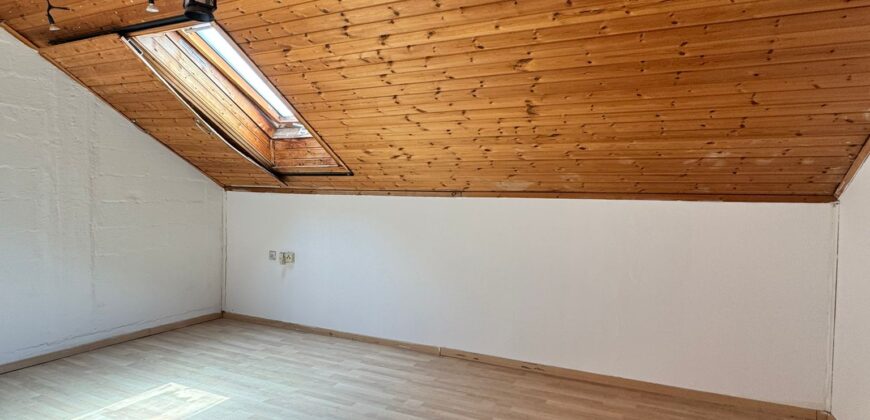 Exclusive 6 Room Penthouse – Kfar Saba