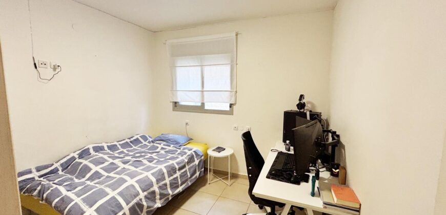 4 Bedrooms Apartment for Sale