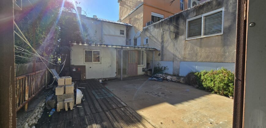 בשבעה, דירת קרקע, 4 חד, חצר קדמית ואחורית