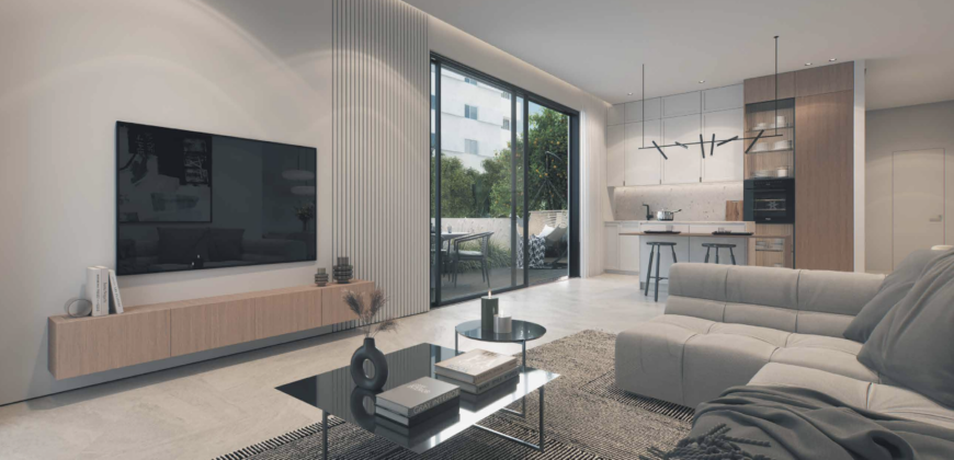 Luxury 5 Room Garden Apartment – Tel Aviv