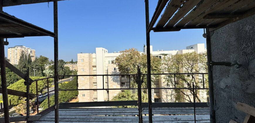 *Delivery January 2027* – 120sqm with Balcony – Tel Aviv