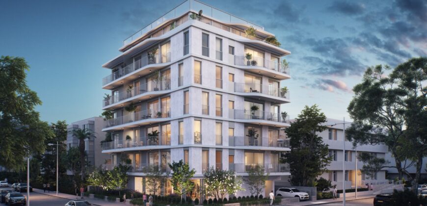 Luxury 5 Room Garden Apartment – Tel Aviv