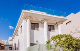 🌊 The Ultimate Seafront Sanctuary: Luxury Living in Nat-600