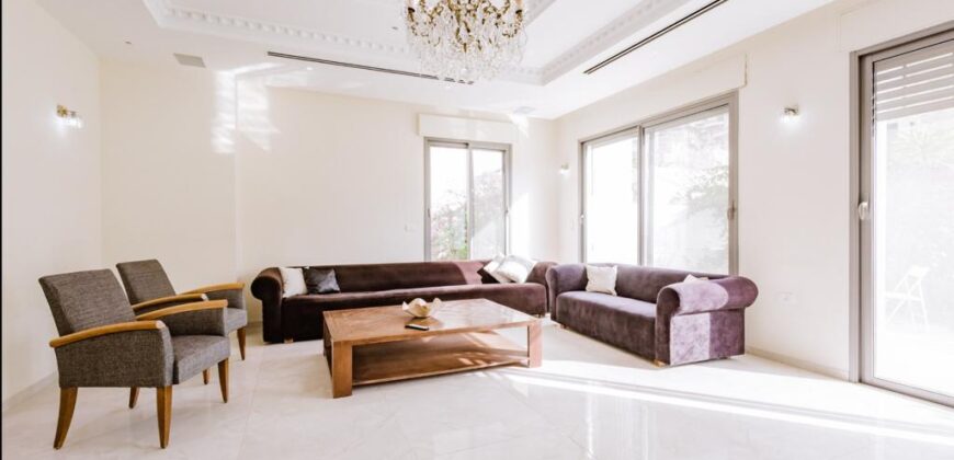 🌊 The Ultimate Seafront Sanctuary: Luxury Living in Nat-600