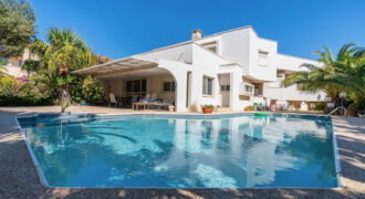 Villa for sale in the stunning Caesarea in the flower neighborhood