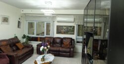 Bright Family Apartment for rent in the Heart of Mekor Baruch