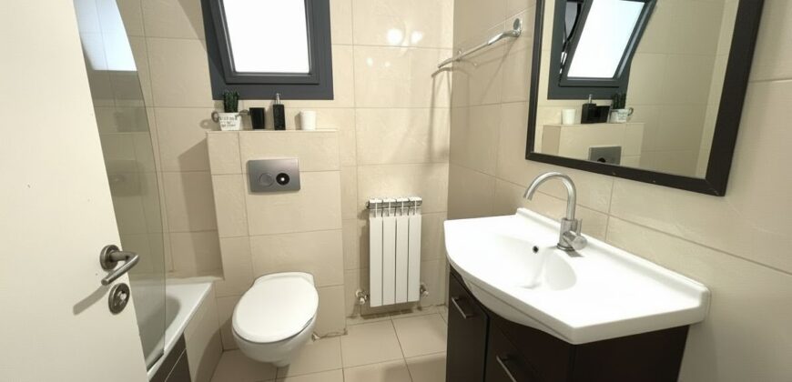 Perfect for Airbnb border of Nachlaot and the City Centre!