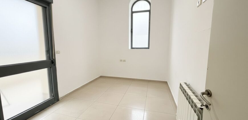 Perfect for Airbnb border of Nachlaot and the City Centre!