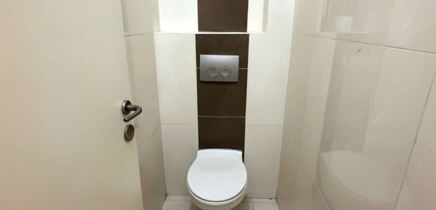 Perfect for Airbnb border of Nachlaot and the City Centre!