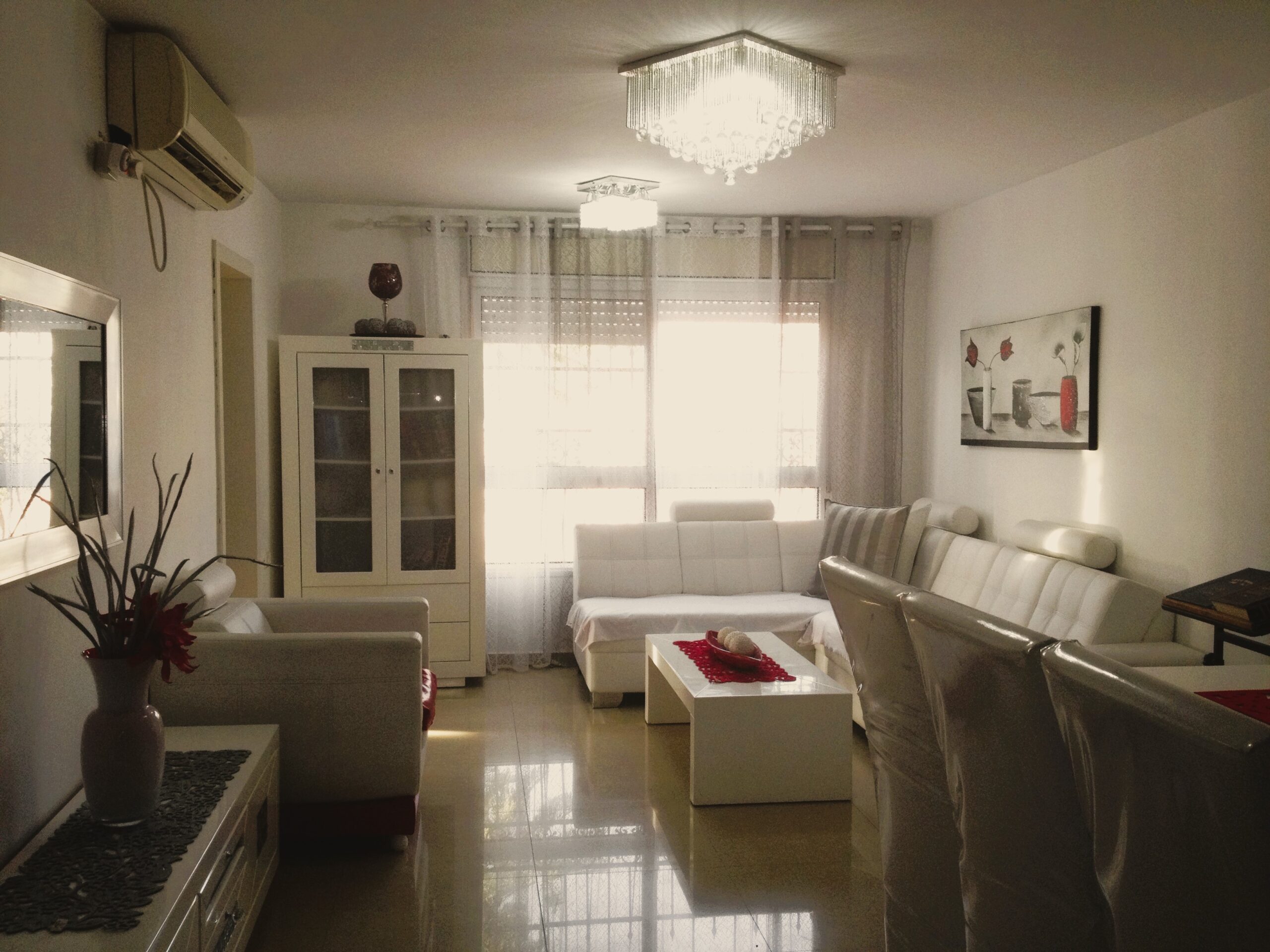 Upgraded 4.5 Room Apartment + Rental Unit. For Sale on Dolev!