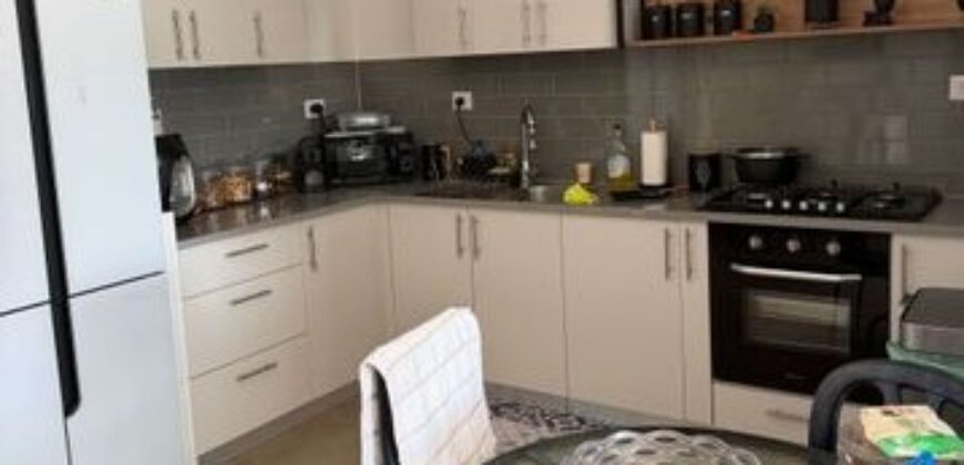  3-room apartment with sea view in Tirat Carmel-for sale