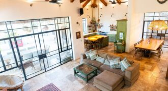 For Sale – Unique Country-Style Villa, Petah Tikva (No Brokerage Fee / Direct from Owner)