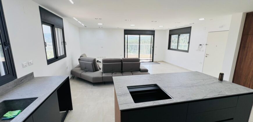 Luxury Mini-Penthouse for Sale | Ma’alot-Tarshiha