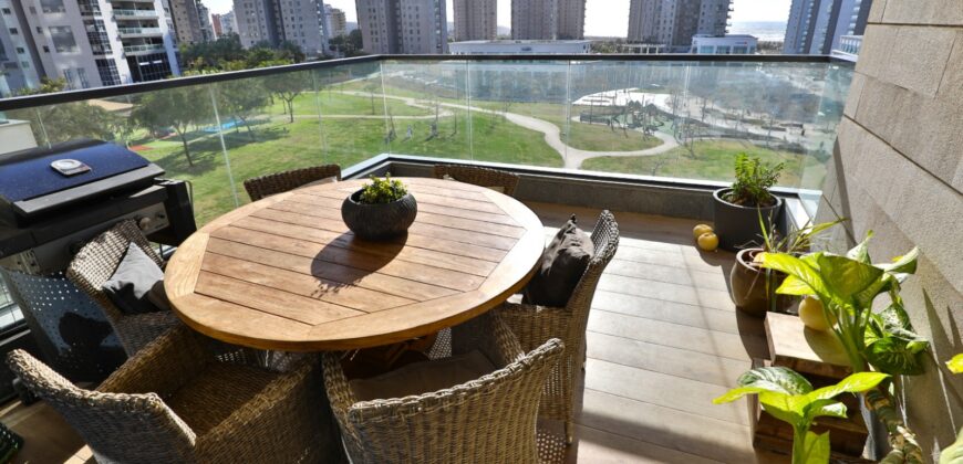 For Sale In Natanya, Ir Yamim