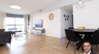 🏡 For Sale in Kiryat HaSharon 4-Room Apartment