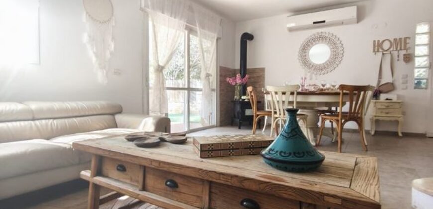 A charming 4-bed with a large private south-west garden