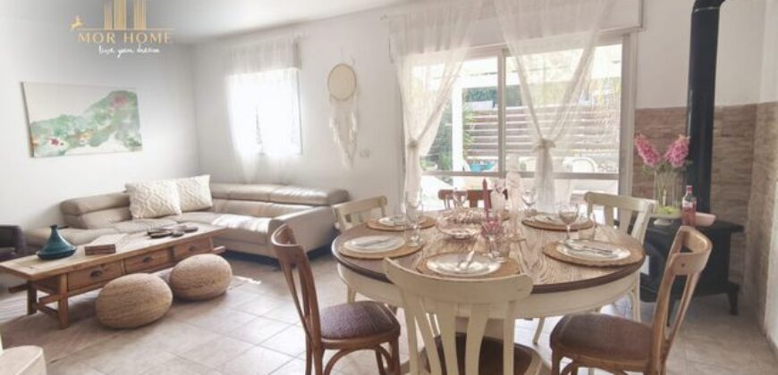 A charming 4-bed with a large private south-west garden